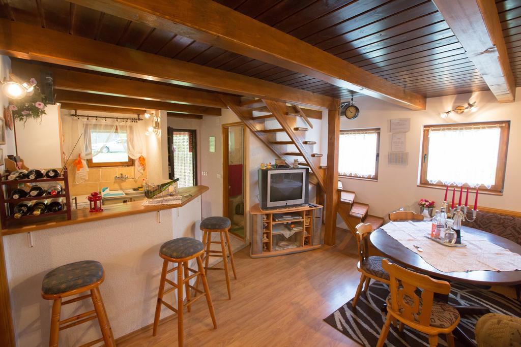 יוסיפדול Holiday Home Trzan מראה חיצוני תמונה